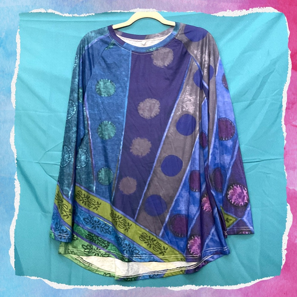 Colorful Art Deco Top • NWOT (runs big) 22" p2p 29" length